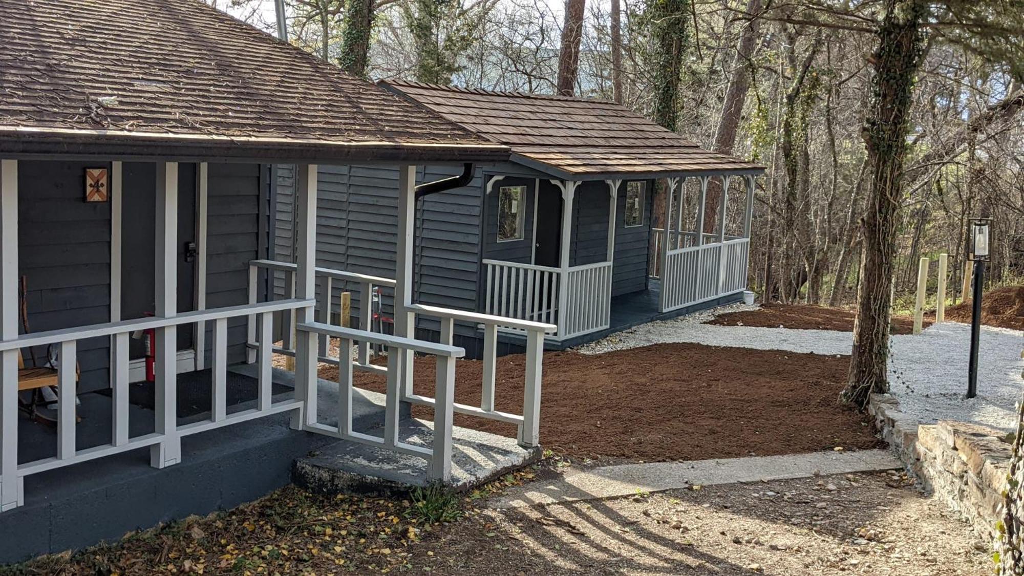 Adventure Cabin 5 - King W Private Hot Tub Villa Eureka Springs Buitenkant foto